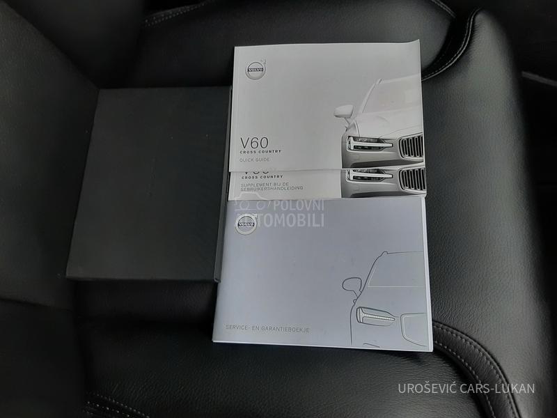 Volvo V60 Cross Country D4 AWD 190HP CH
