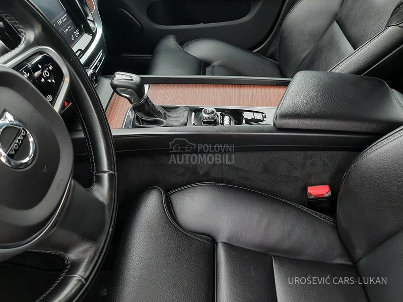 Volvo V60 Cross Country D4 AWD 190HP CH