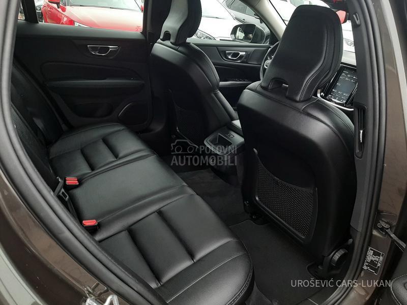 Volvo V60 Cross Country D4 AWD 190HP CH