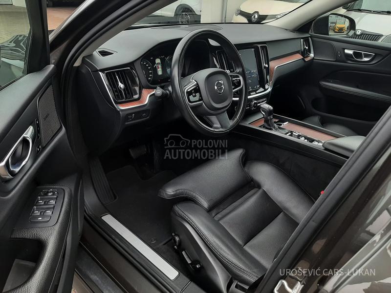 Volvo V60 Cross Country D4 AWD 190HP CH