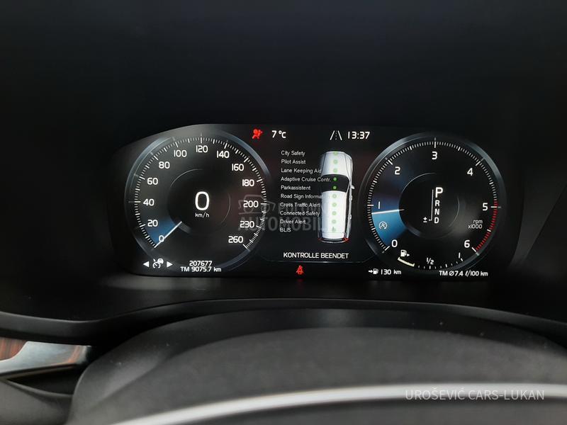 Volvo V60 Cross Country D4 AWD 190HP CH