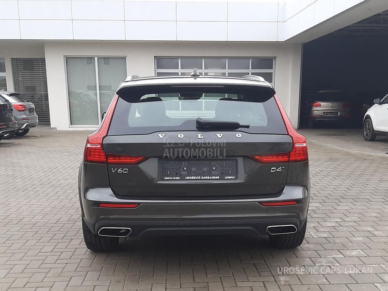 Volvo V60 Cross Country D4 AWD 190HP CH