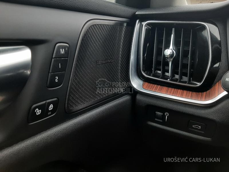 Volvo V60 Cross Country D4 AWD 190HP CH