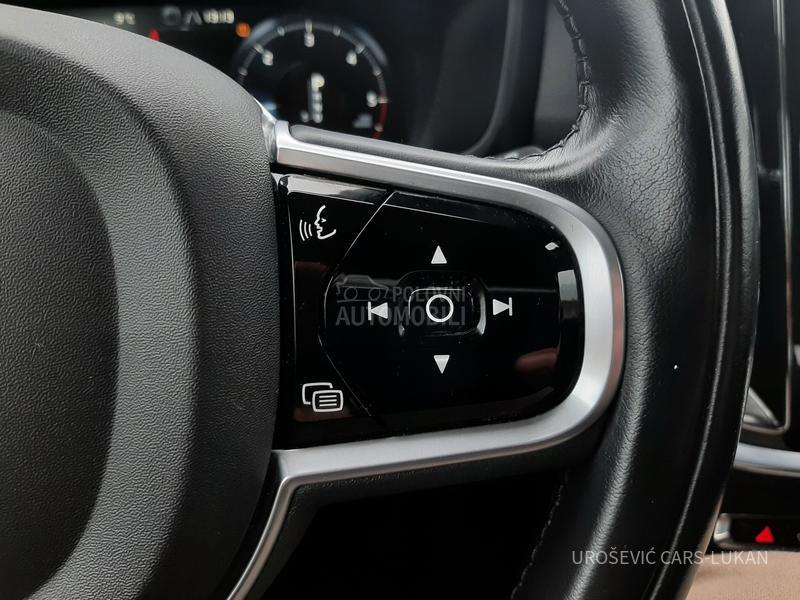 Volvo V60 Cross Country D4 AWD 190HP CH