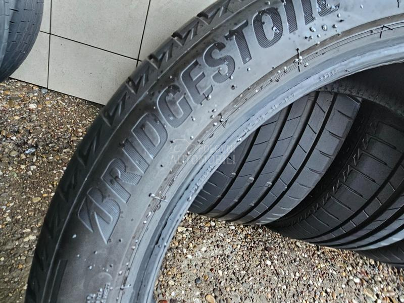 Bridgestone 225/45 R18 Letnja