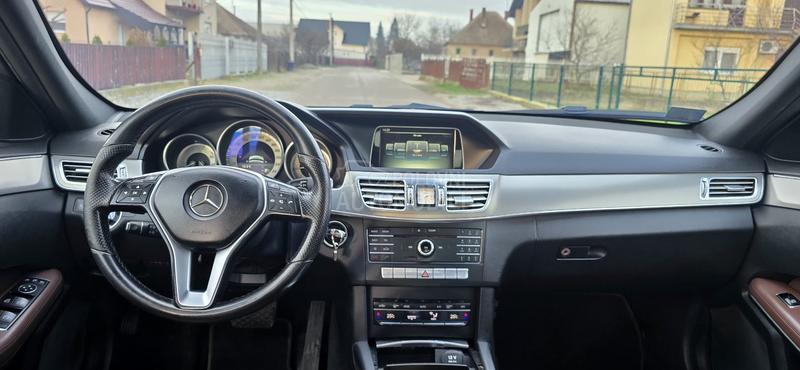 Mercedes Benz E 200 