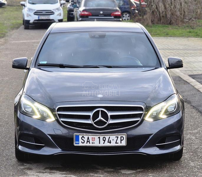 Mercedes Benz E 200 