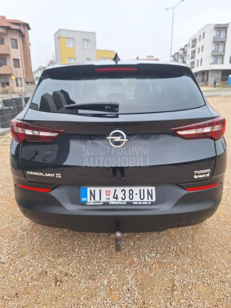 Opel Grandland X 