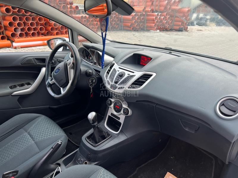 Ford Fiesta TITANIUM