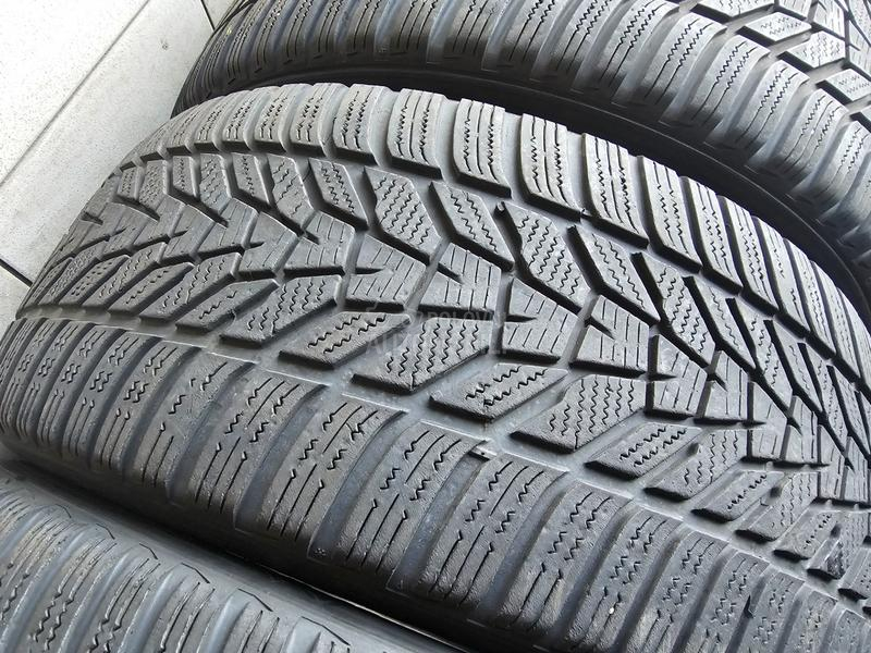 Hankook 245/45 R18 Zimska