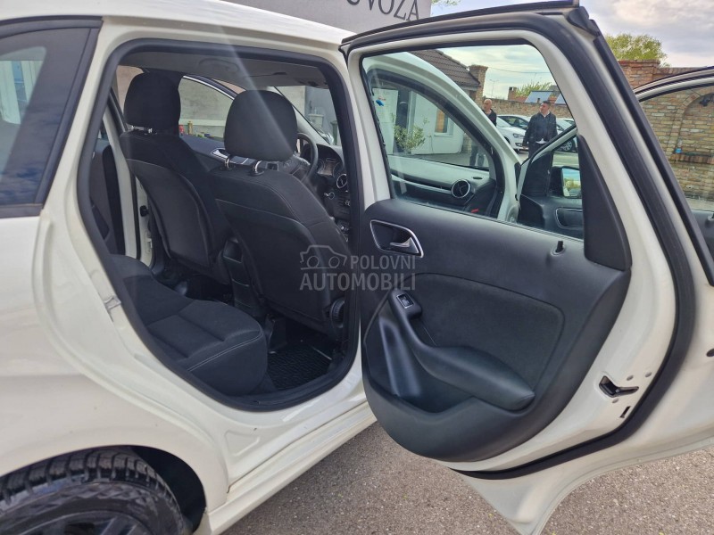 Mercedes Benz B 180 EXECUTIVE