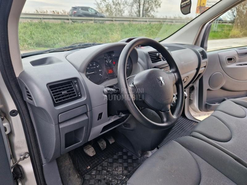 Peugeot Expert M A X I