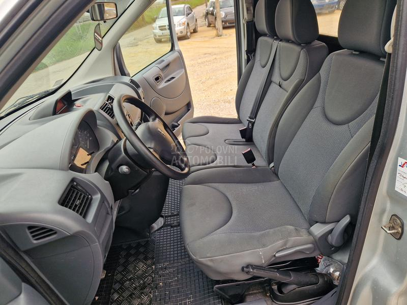 Peugeot Expert M A X I