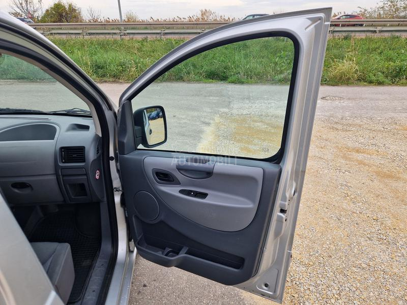 Peugeot Expert M A X I