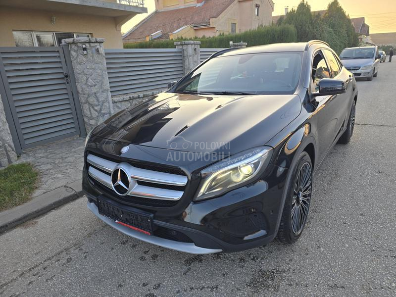 Mercedes Benz GLA 180 Edition Ambition