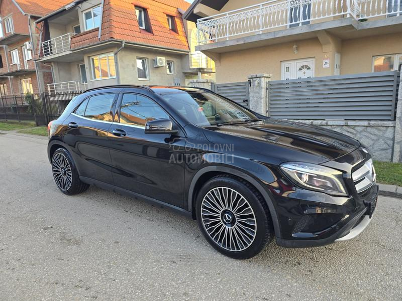 Mercedes Benz GLA 180 Edition Ambition