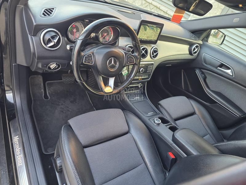 Mercedes Benz GLA 180 Edition Ambition