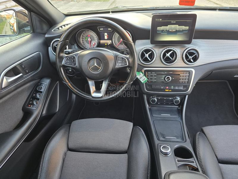 Mercedes Benz GLA 180 Edition Ambition
