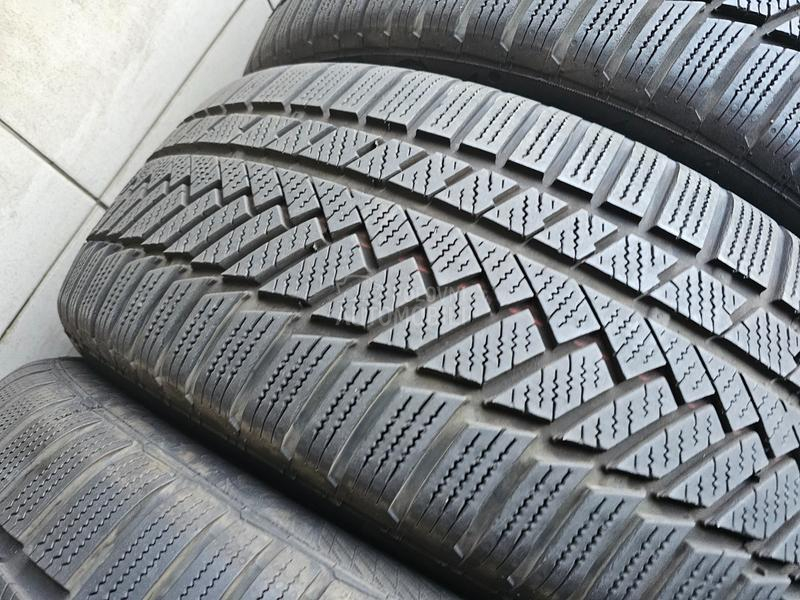 Continental 255/45 R20 Zimska