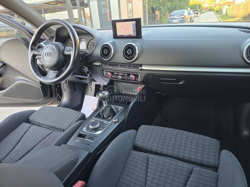 Audi A3 1.4 tfsi S LINE