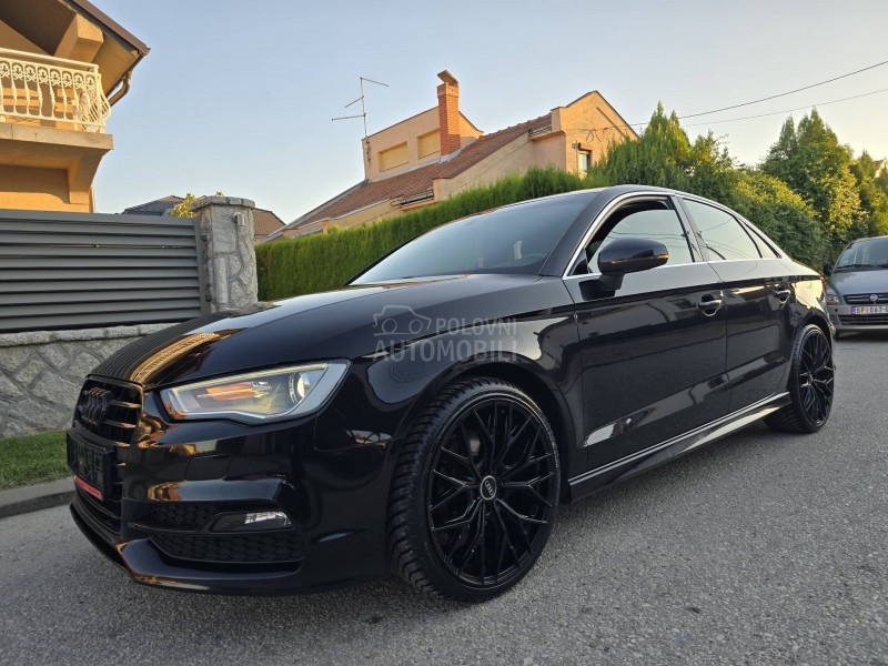 Audi A3 1.4 tfsi S LINE