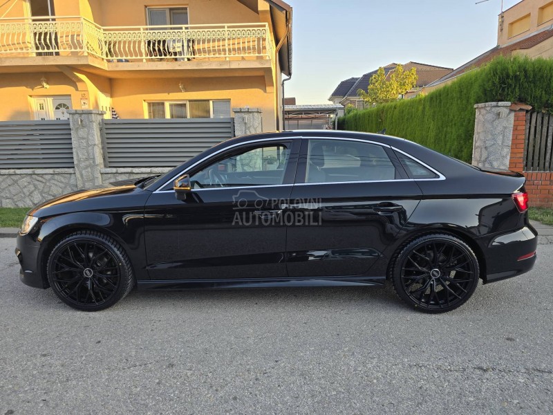 Audi A3 1.4 tfsi S LINE