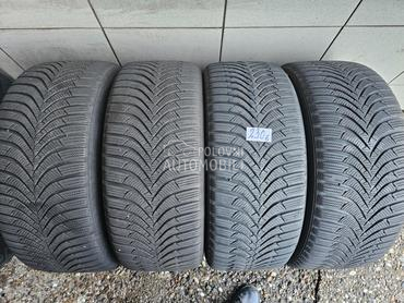 Hankook 225/45 R17 Zimska