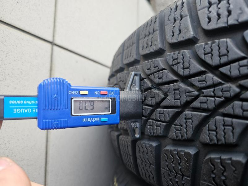 Dunlop 195/65 R16 Zimska