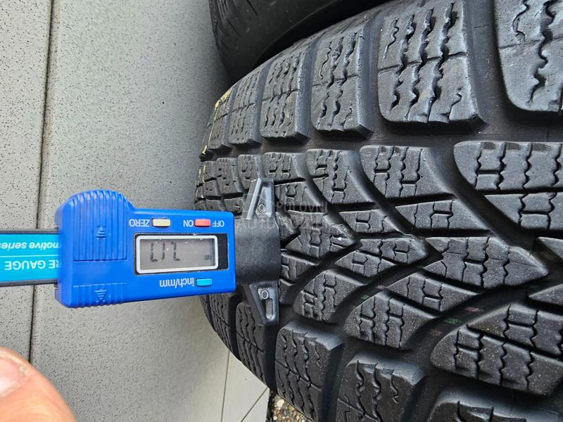 Dunlop 195/65 R16 Zimska