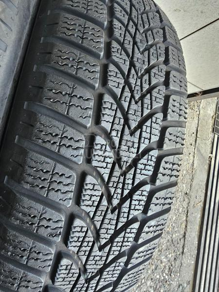 Dunlop 195/65 R16 Zimska