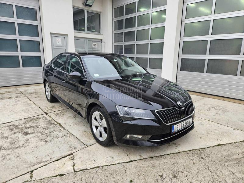 Škoda Superb 