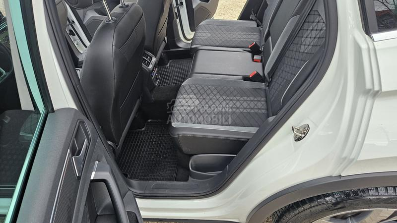 Volkswagen Tiguan R LINE