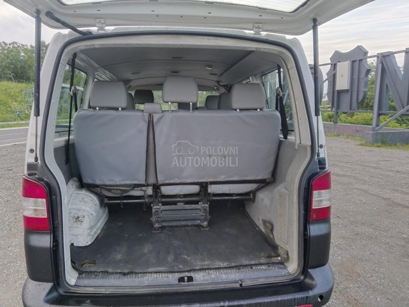 Volkswagen Transporter T5 2.0TDI