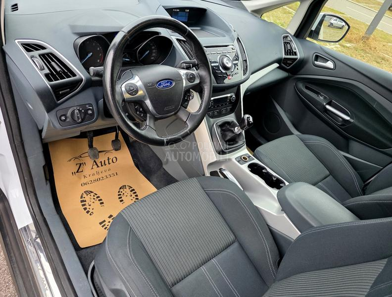 Ford C-Max Sony