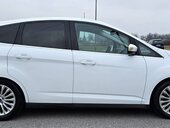 Ford C-Max Sony