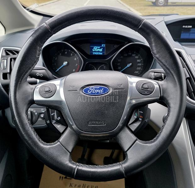 Ford C-Max Sony