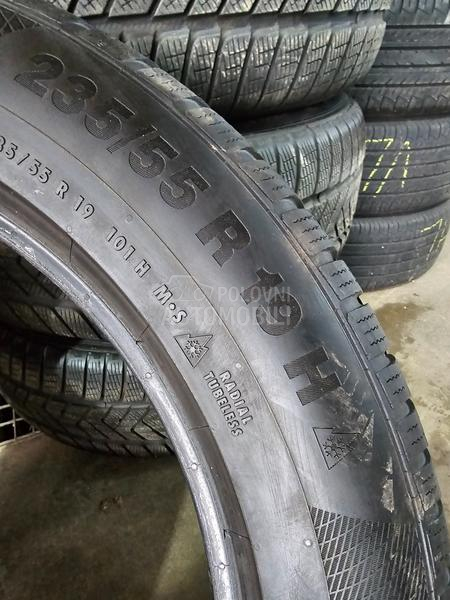 Continental 235/55 R19 Zimska