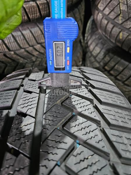 Continental 235/55 R19 Zimska