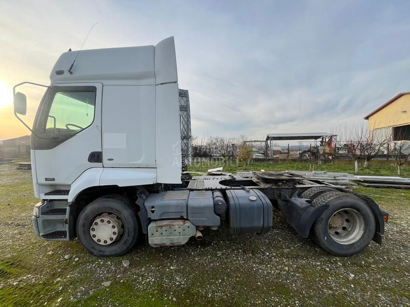 Renault 420 DCI T
