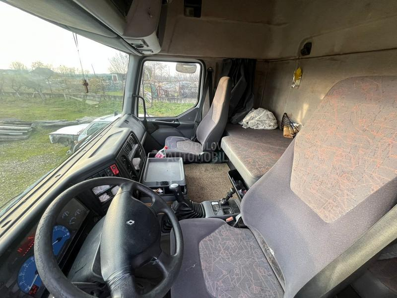 Renault 420 DCI T
