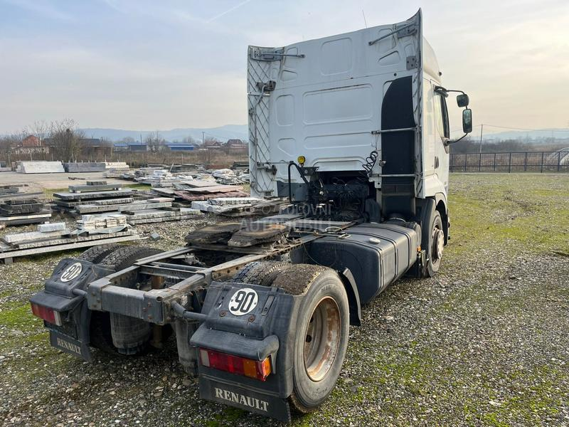 Renault 420 DCI T