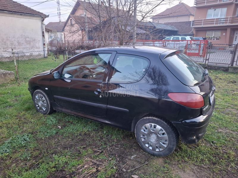 Peugeot 206 