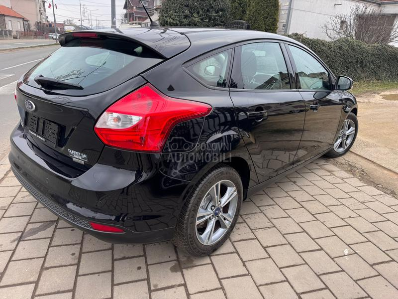 Ford Focus 1,0 BEN ŠVAJ NOV