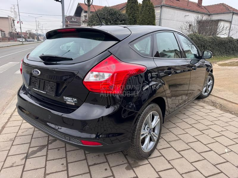 Ford Focus 1,0 BEN ŠVAJ NOV