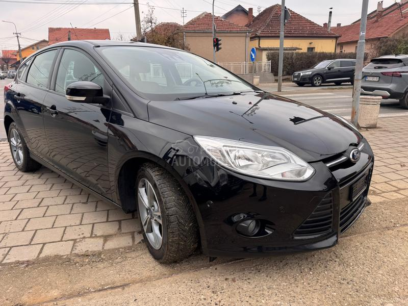 Ford Focus 1,0 BEN ŠVAJ NOV