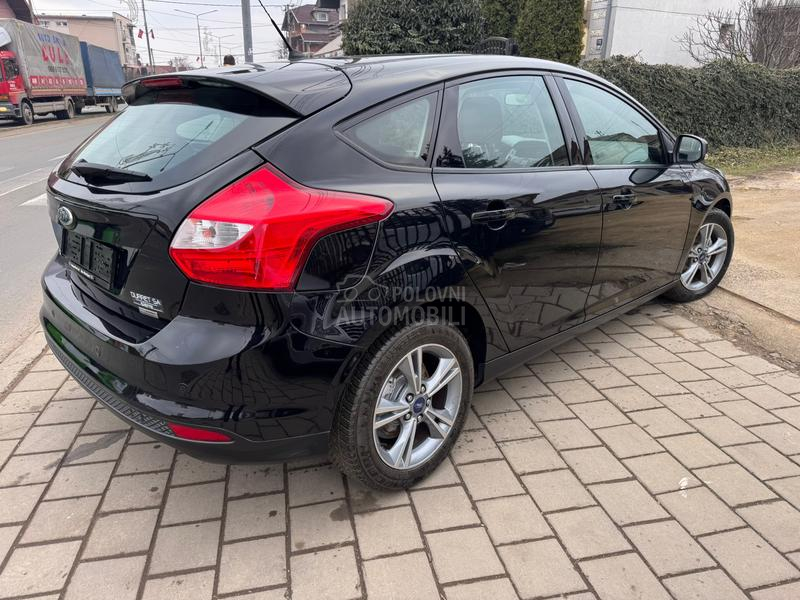 Ford Focus 1,0 BEN ŠVAJ NOV