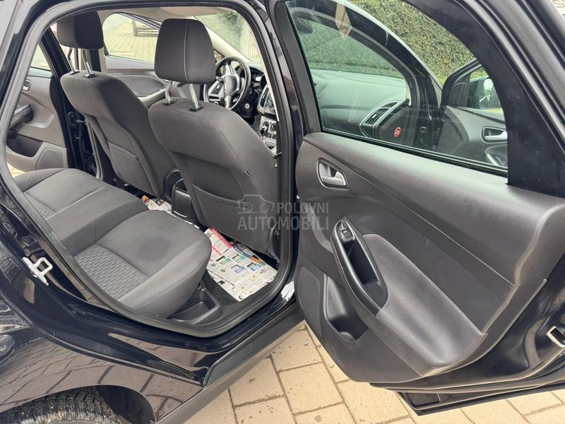 Ford Focus 1,0 BEN ŠVAJ NOV
