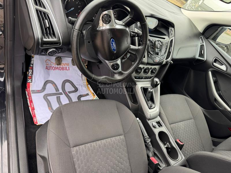 Ford Focus 1,0 BEN ŠVAJ NOV