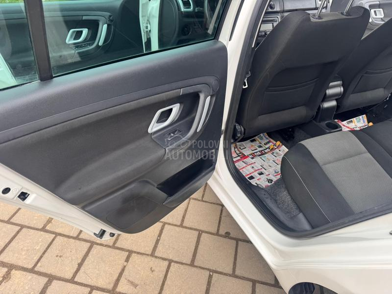 Škoda Fabia 1.2 BEN ŠVAJ NOV