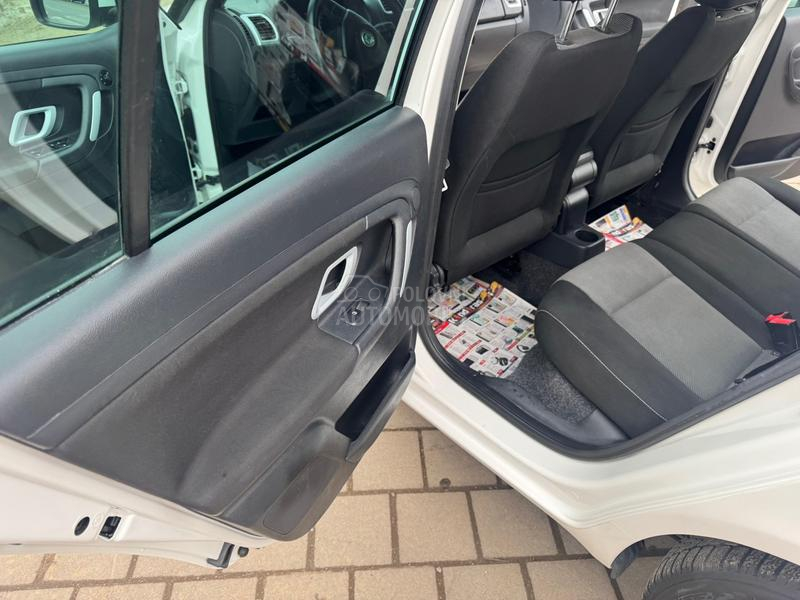 Škoda Fabia 1.2 BEN ŠVAJ NOV